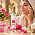 Charger l'image dans la galerie, OilBeautyMaroc Eau de rose en situation d’utilisation
